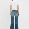 Aansluitend T-shirt met verkleind logo in wit