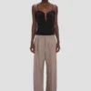 Broek met plooien in de taille in de kleur Limestone