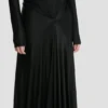 Cut-out jurk in zwart Cut-out jurk in zwart