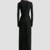Cut-out jurk in zwart Cut-out jurk in zwart