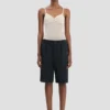 Getailleerde shorts in marineblauw