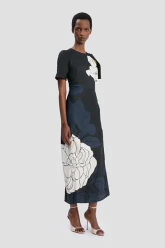 Midi-jurk met split aan de zoom in donkerblauwe bloemenprint