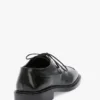 Platte veterschoen van zwart leer Platte veterschoen van zwart leer
