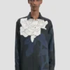 Pyjama-shirt met donkerblauwe bloemenprint