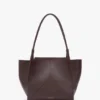The Victoria-tote in bordeauxrood leer