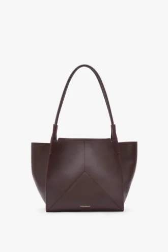 The Victoria-tote in bordeauxrood leer The Victoria-tote in bordeauxrood leer