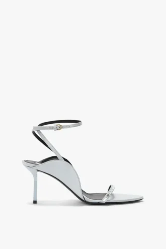 The Victoria versierde stiletto-sandaal 75 in magnesium satijn