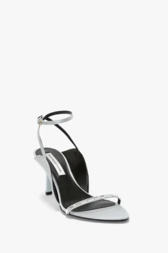 The Victoria versierde stiletto-sandaal 75 in magnesium satijn